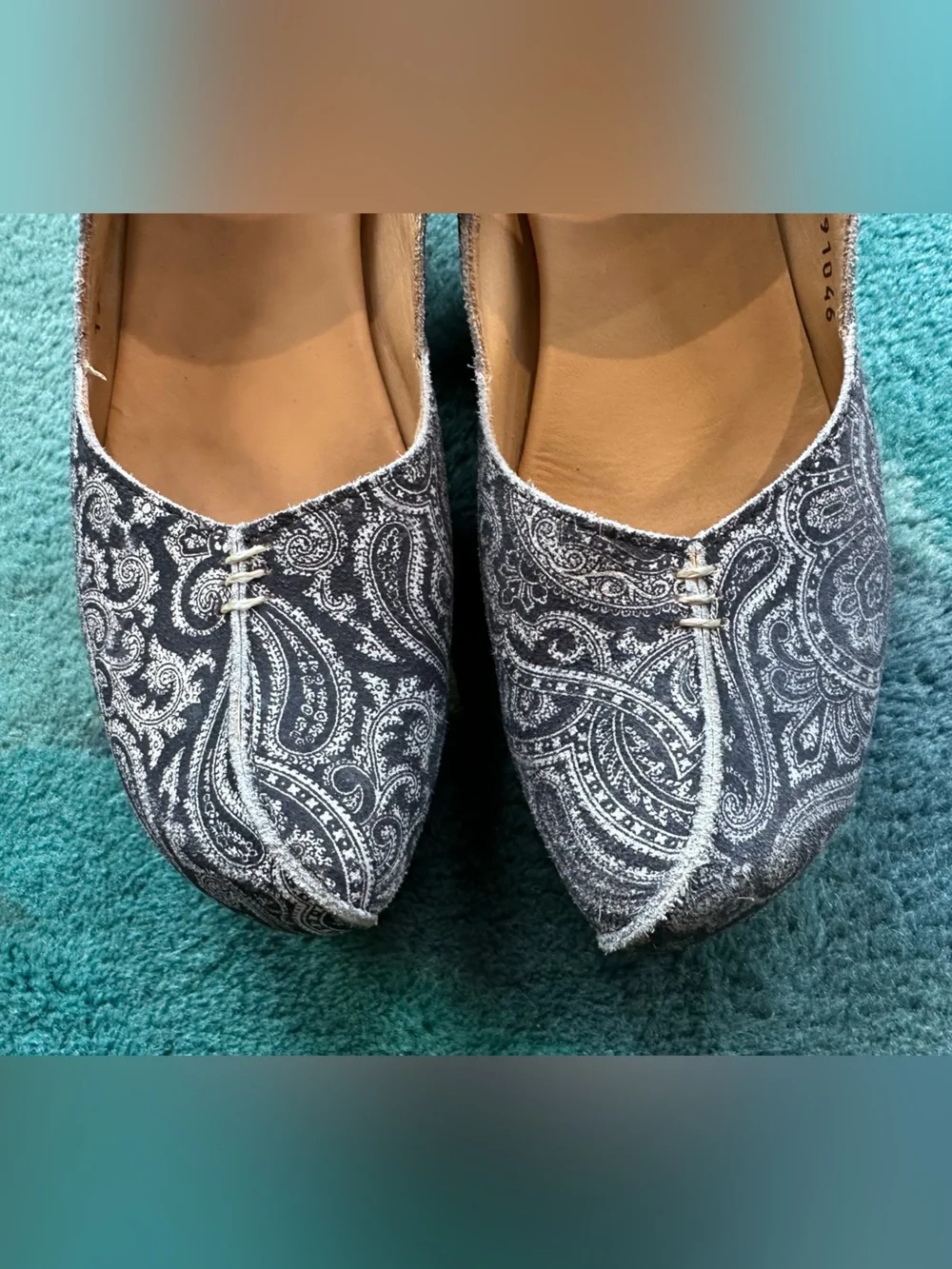 Fluevog Prepare Guide dark gray paisley suede platform slingback -7.5 (fits 7)
